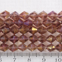 Бусины 6 мм стеклянные с АВ покрытием, биконус, граненые, светло-коричневые, отв. 1 мм