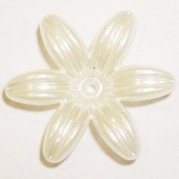 Пластиковая бусина