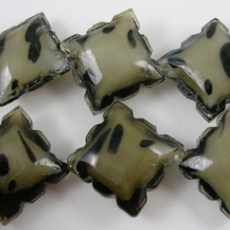 Бусины стеклянные 21х5 мм, квадратные, серые, отв. 1 мм