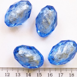 Пластиковые бусины