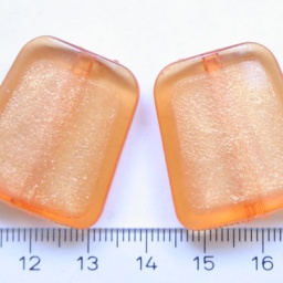 Бусины акриловые 30*24*8 мм прозрачные, трапеция, оранжевые, отв. 2 мм