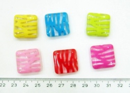 Акриловая бусина 20 мм